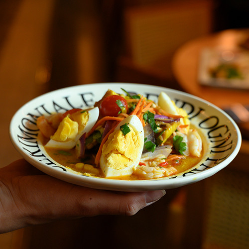 Ensala de Maíz con Huevos al Estilo Tailandés