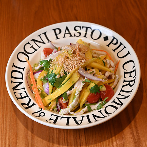 Ensalada de Pollo y Mango